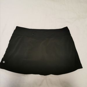 Lululemon skirt 2 layers